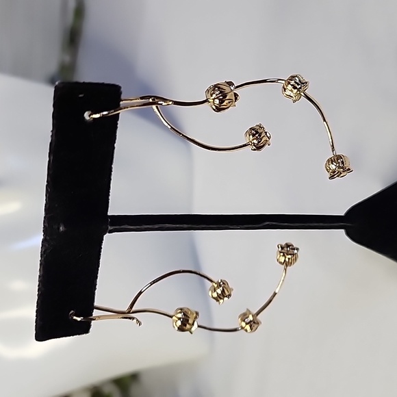 Gold Filled Wavy Flower Drop Earrings - Picture 7 of 8